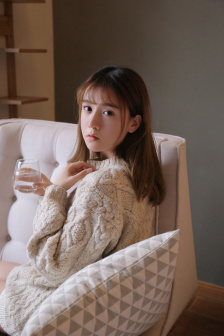 漂亮的女邻居3